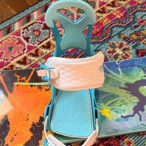 Women's Blue and White Snowboard Bindings